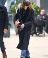 Penelope-Cruz---Seen-arriving-at-JFK-Airport-in-New-York-14.jpg